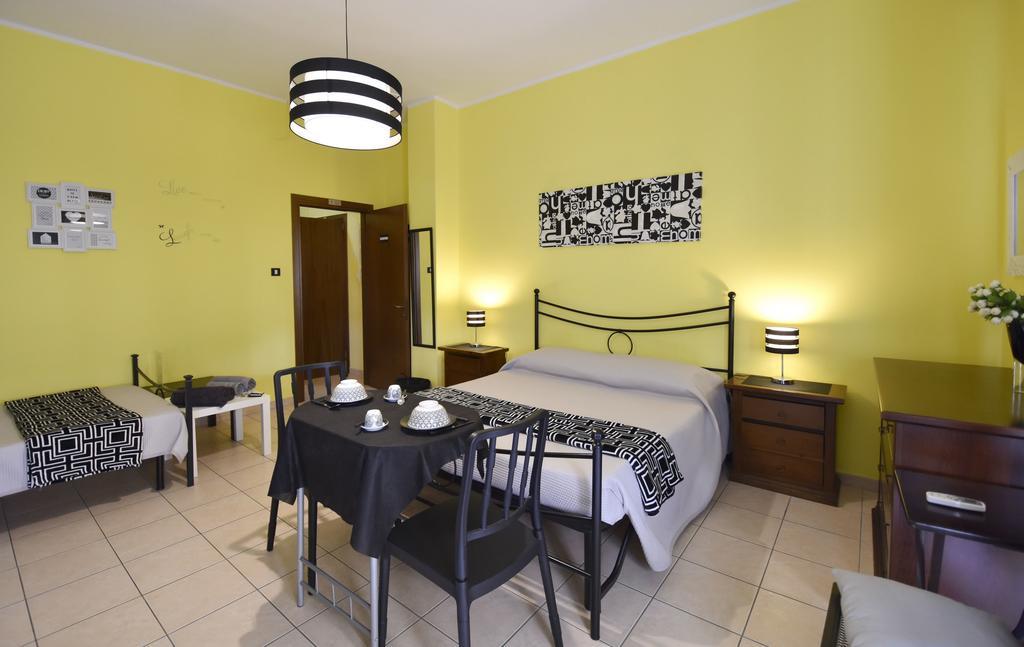 Cerdena Rooms กาญารี ภายนอก รูปภาพ