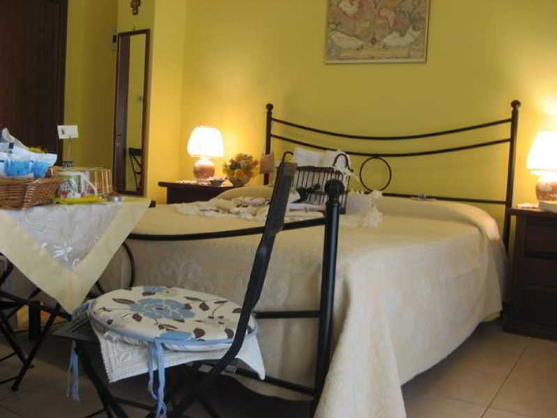 Cerdena Rooms กาญารี ภายนอก รูปภาพ