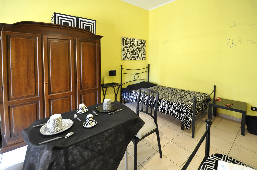 Cerdena Rooms กาญารี ภายนอก รูปภาพ