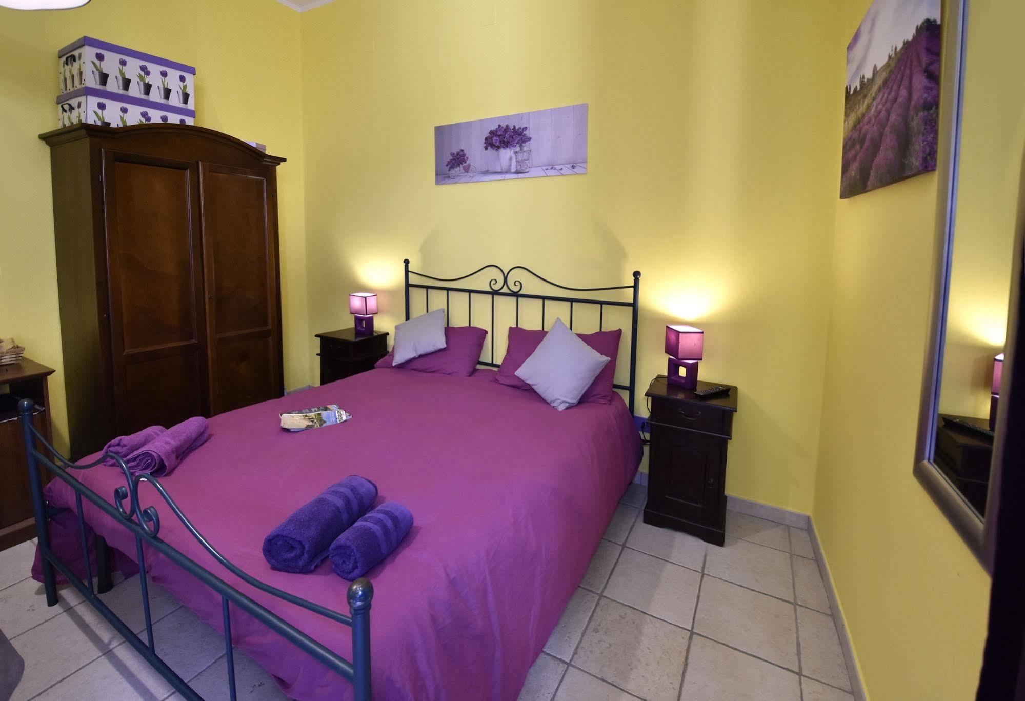Cerdena Rooms กาญารี ภายนอก รูปภาพ